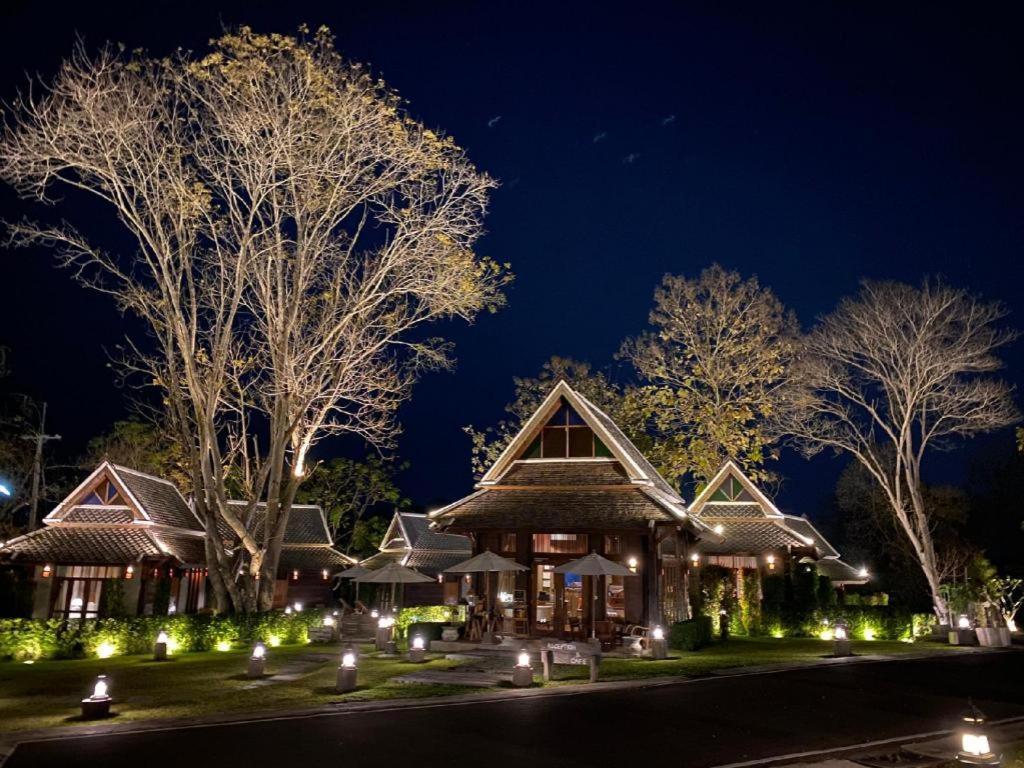 Ruean Racha Hotel Chiang Mai Luaran gambar