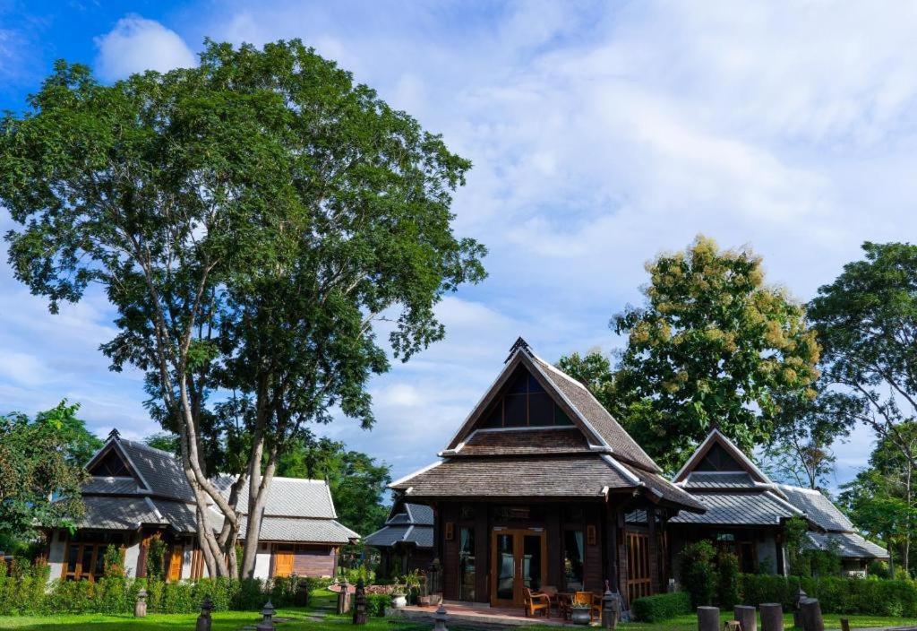 Ruean Racha Hotel Chiang Mai Luaran gambar