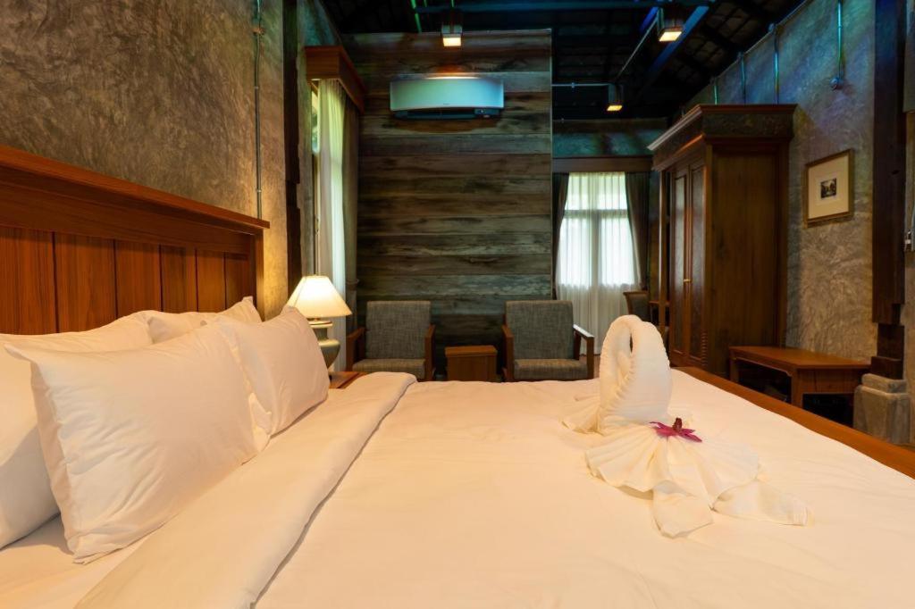 Ruean Racha Hotel Chiang Mai Luaran gambar