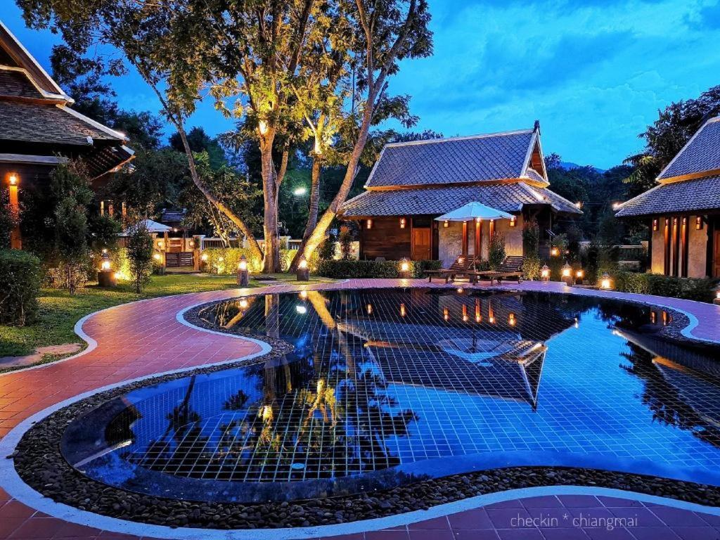 Ruean Racha Hotel Chiang Mai Luaran gambar